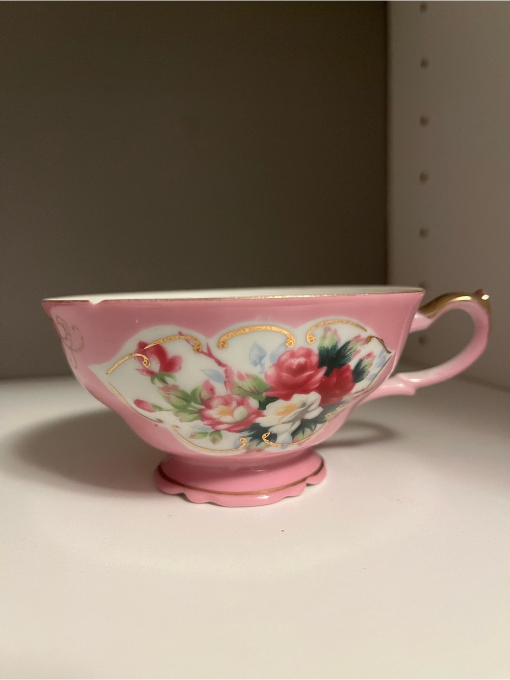 Vintage Japanese Export Crown M China Tea Cup, Pink/ Floral with gold trim. - Picture 4 of 7